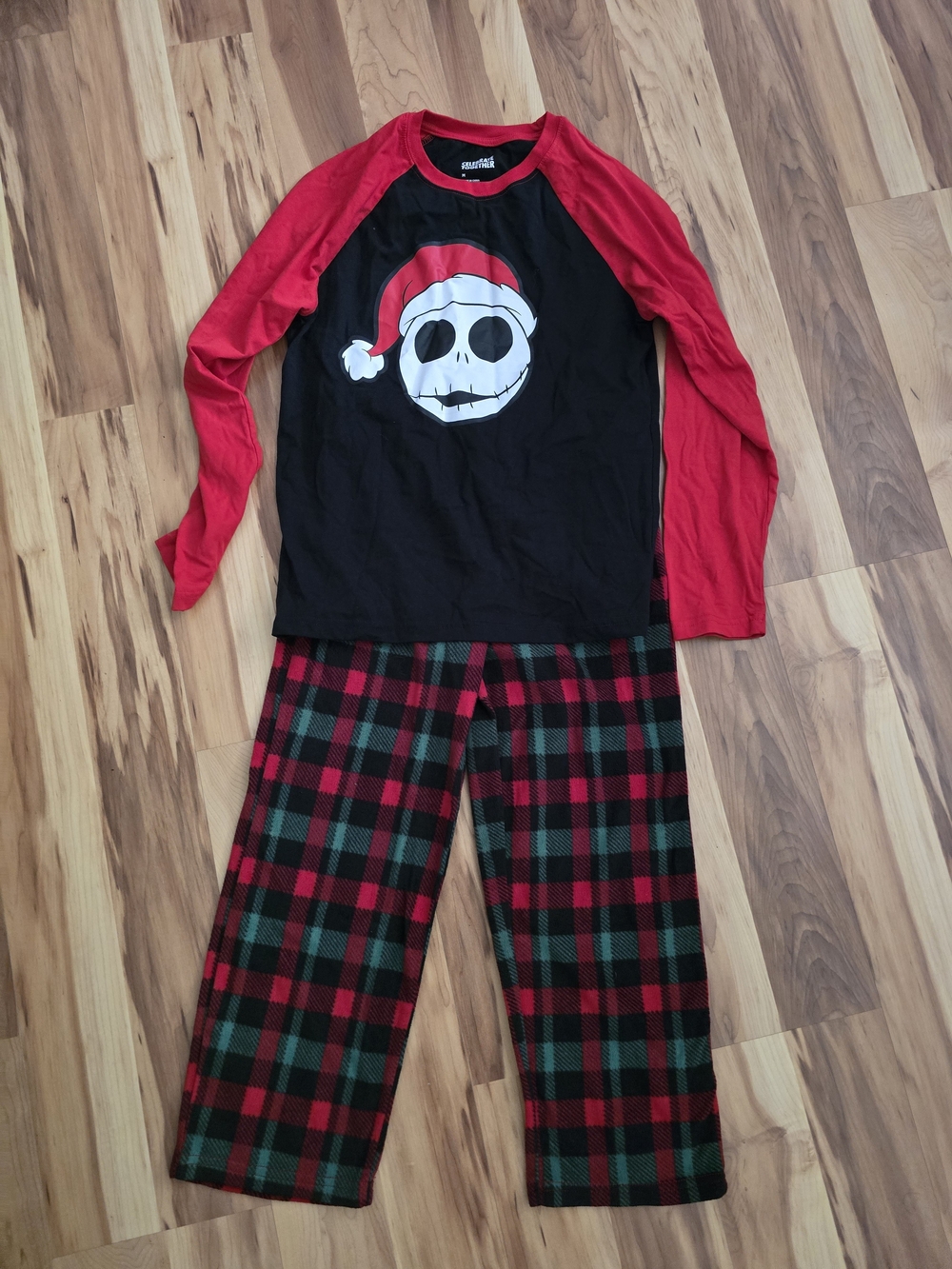 Kids Red & Black Holiday Skull Raglan Pajama Set